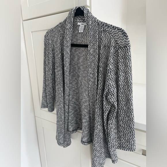 Bar III iii Black Silver Metallic Knit Cardigan Sweater M - Picture 1 of 5